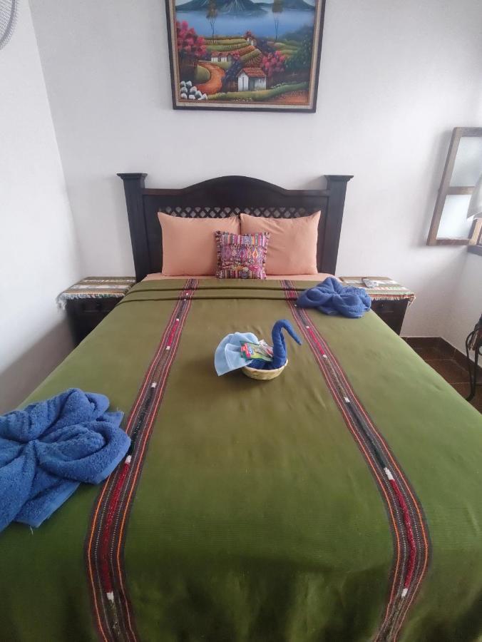 Francisco'S Rest House Hotel 안티구아 과테말라 외부 사진