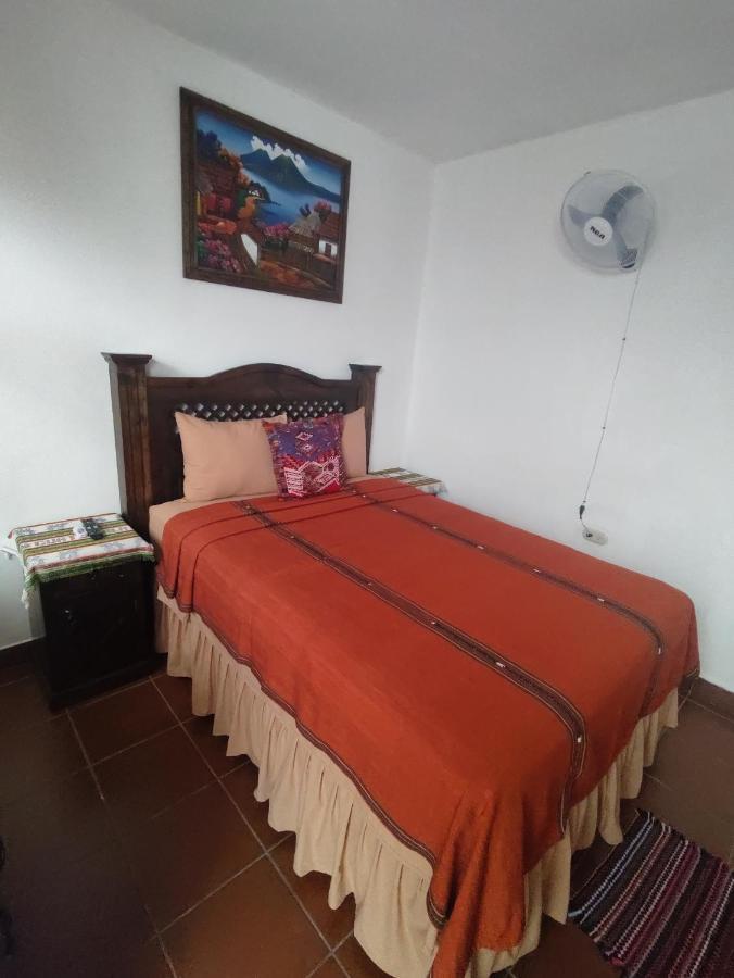 Francisco'S Rest House Hotel 안티구아 과테말라 외부 사진